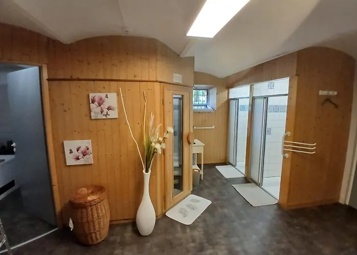 La Demoiselle Des Roches Ramonchamp